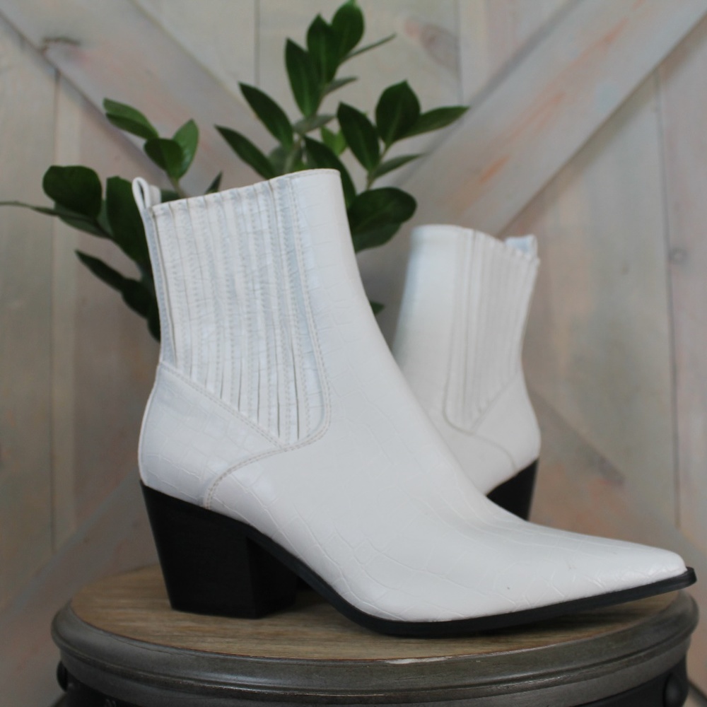 PrettyLittleThing White Faux Leather Booties